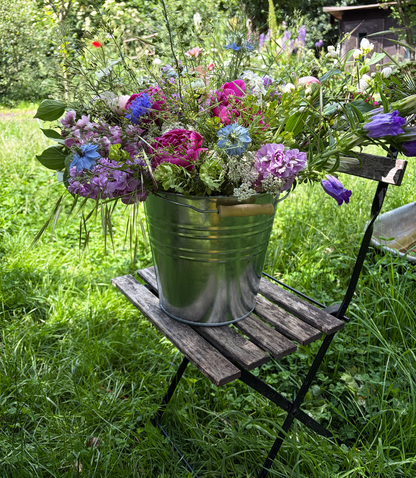 Blumeneimer für dein Fest