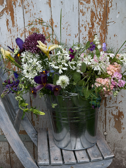 Blumeneimer für dein Fest